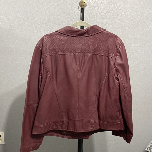 American Rag vegan leather jacket. - Picture 4 of 4